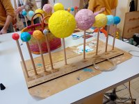 Fabrication de systèmes planétaires au Fab lab avec des enfants